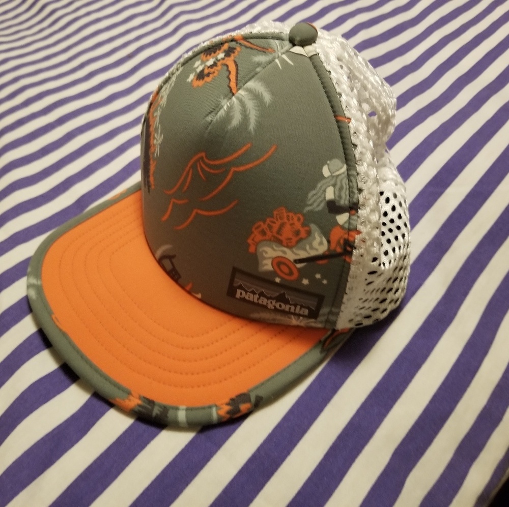 Ladies Patagonia River/Trucker Hat